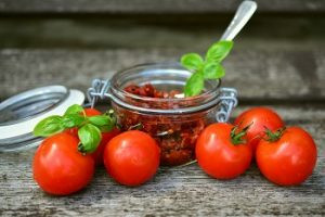 Wskazówki dotyczące przechowywania suszonych pomidorów